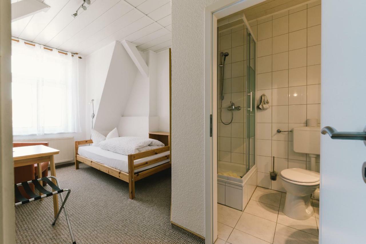 Menzels Pension Drehscheibe Gorlitz Bagian luar foto