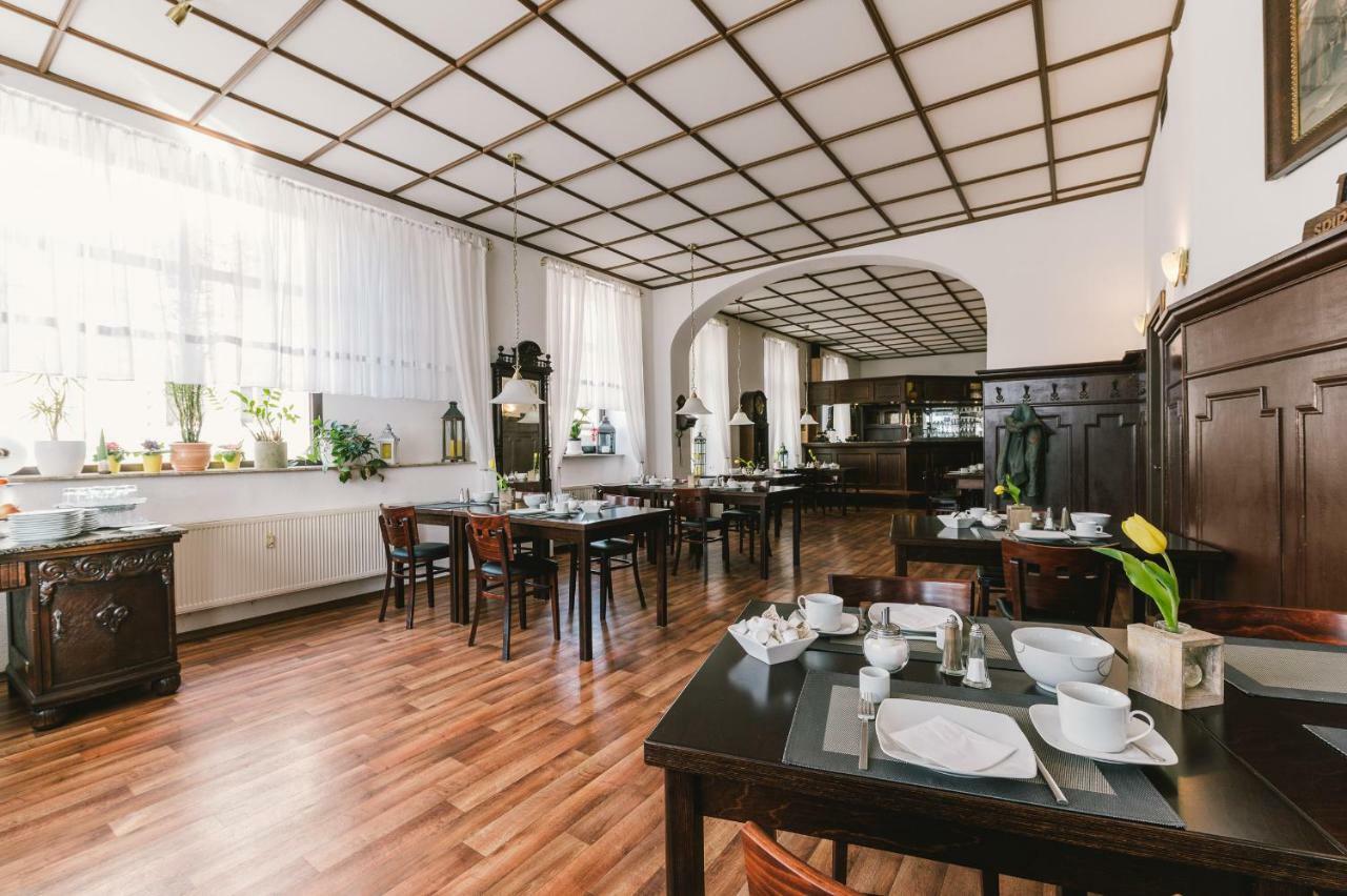 Menzels Pension Drehscheibe Gorlitz Bagian luar foto