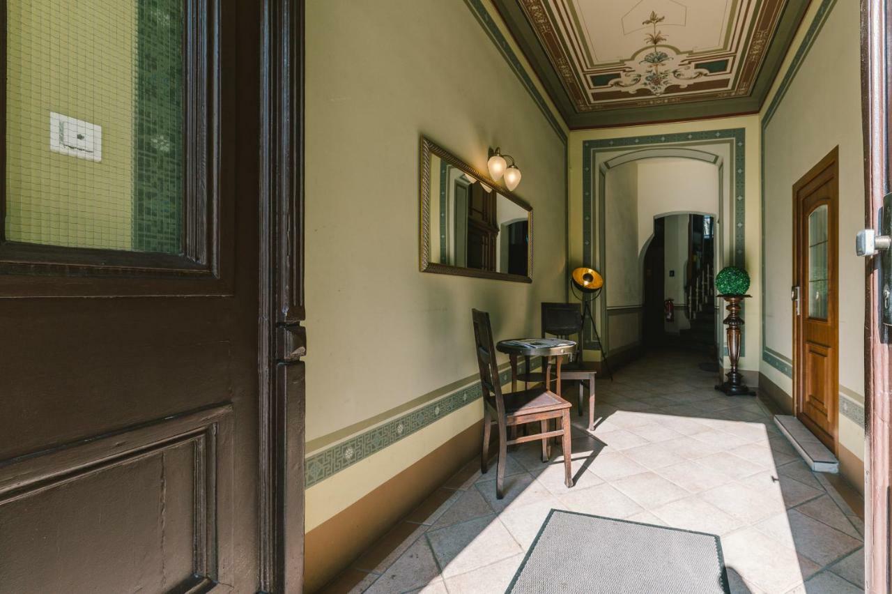 Menzels Pension Drehscheibe Gorlitz Bagian luar foto